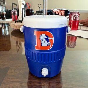 Denver Broncos cooler cup